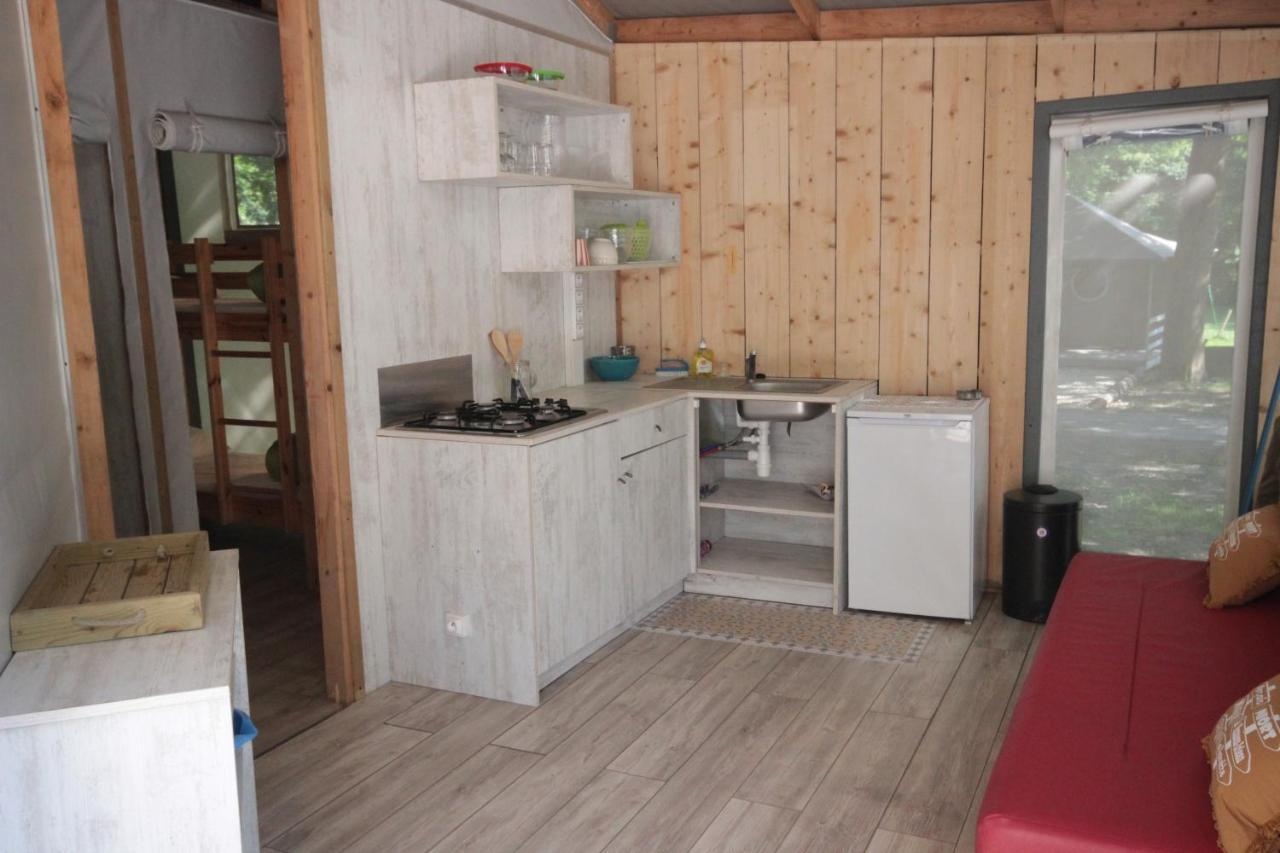 Camping L'Ilot Du Chail Sansais Εξωτερικό φωτογραφία