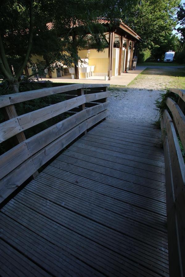 Camping L'Ilot Du Chail Sansais Εξωτερικό φωτογραφία