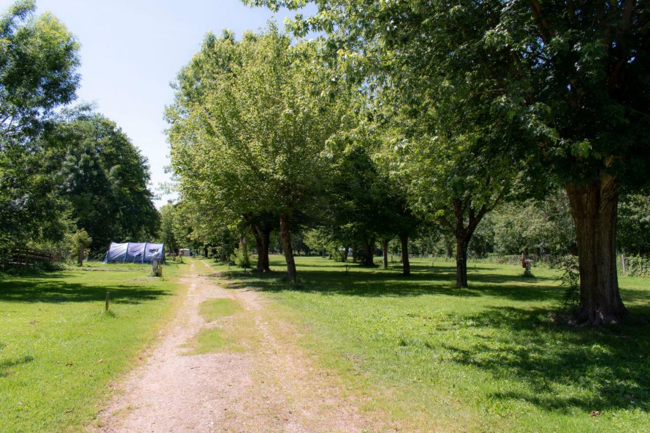 Camping L'Ilot Du Chail Sansais Εξωτερικό φωτογραφία